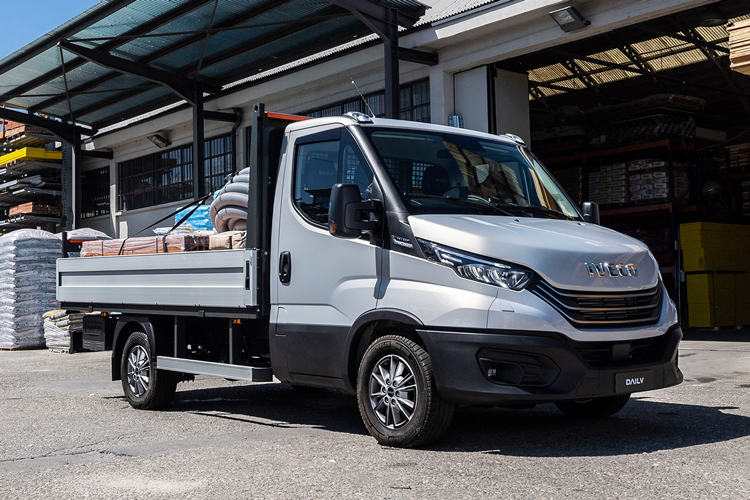 10. Zauntrasse mit LKW.jpg?1731408371